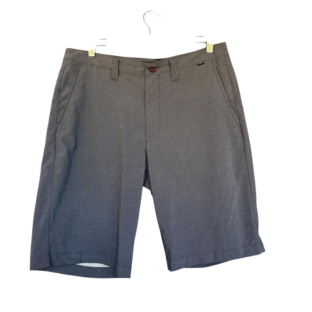 Travis Mathew Shorts Mens 34 Gray Stripe Golf Stretch Performance Microfiber